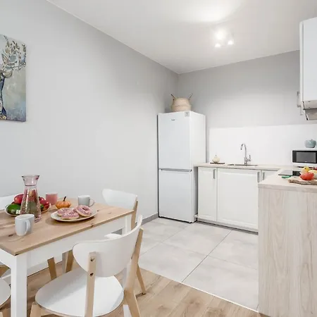 아파트 Chill Mokotow Business Center 바르샤바