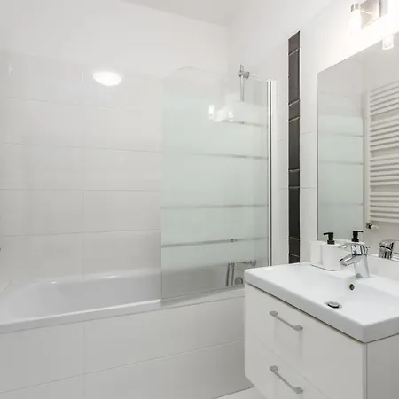 Апартаменты Chill Mokotow Business Center *